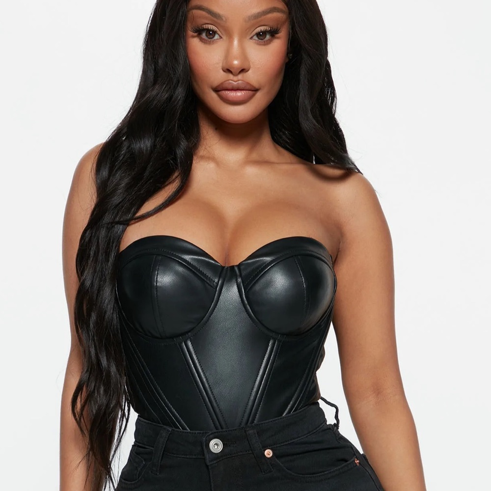 Lady Luxe PU Bustier/corset Fashionnova